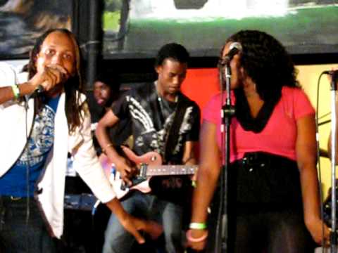 Mackeehan performs at Next Generation of Reggae