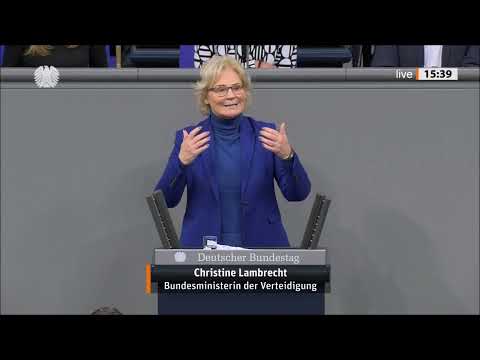 Der Parteilose * Bundestag 23.11.2022 * Verteidigung * Christine Lambrecht Verteidigung