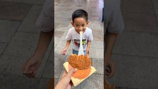 Lomba tarik keju dalam snack bisa sampai 100 cm⁉️