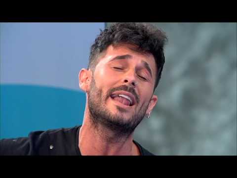 Me emociono con Molina, en directo, cantando su éxito "Yo soy pa´ti".