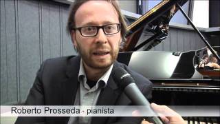 Elio nei panni di Mozart