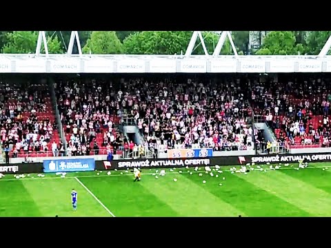 Teddy Bear Toss na meczu Cracovia - Wisła Płock | 13.05.2022