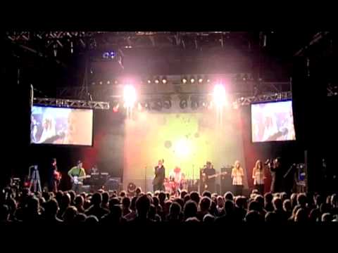 Deliman backed by Fireman Crew - Intro & Wine Up Pon Me (Live at Posthof Linz 2010)