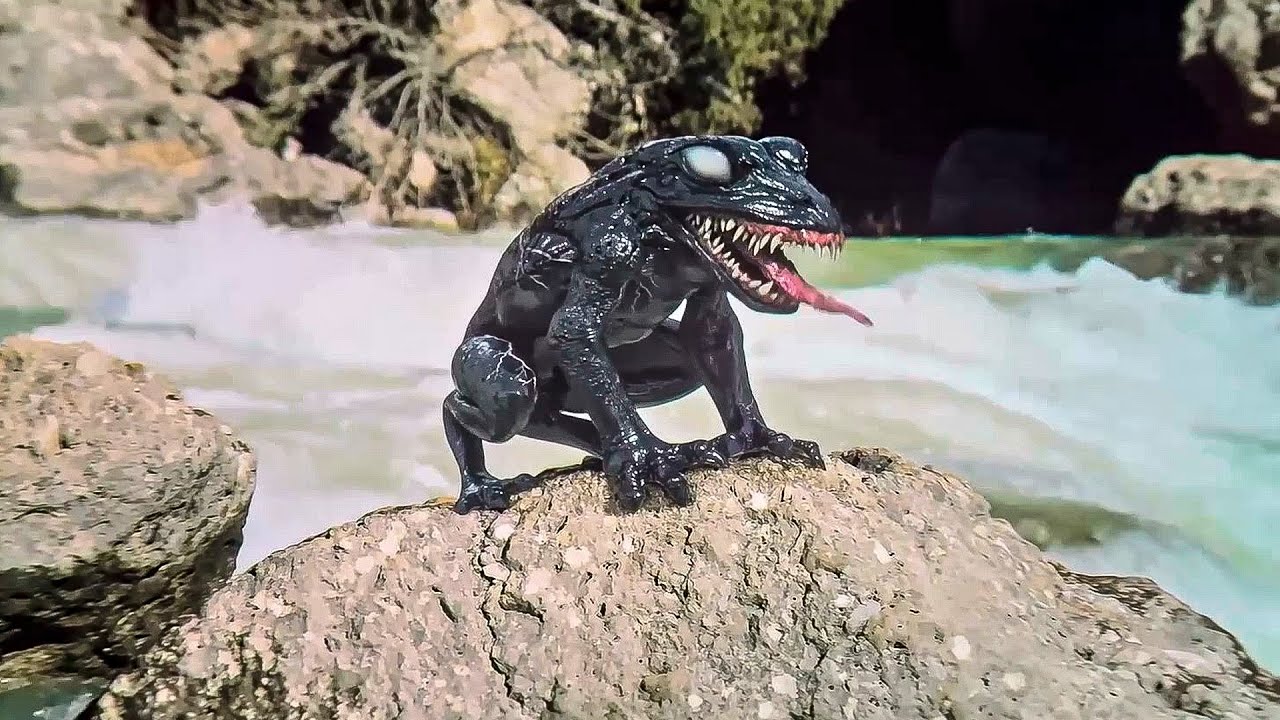 Venom Precisa se Separar de Seu Hospedeiro para Escapar do deus de Sua Raça que Quer Mata-lo