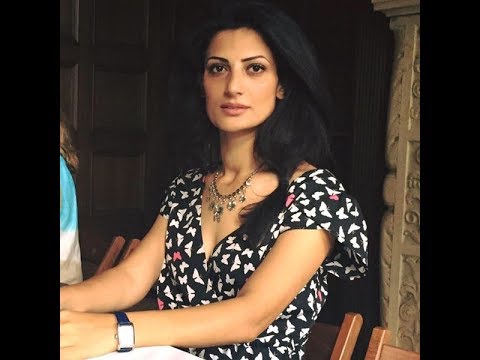 download lagu mp3 mp4 Hollywood Cafe Kln, download lagu Hollywood Cafe Kln gratis, unduh video klip Hollywood Cafe Kln