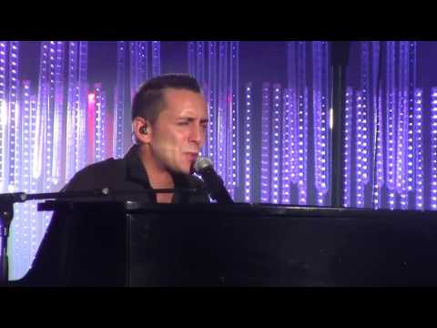 Una finestra tra le stelle/La paura che ho di perderti/Il solo al mondo - Modà 26/11/2016 Acireale