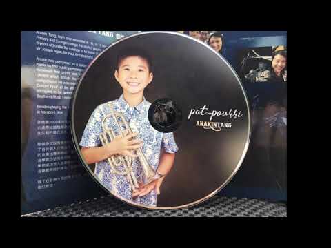 《Green Apple》by Alain Crépin