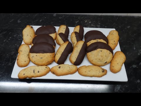 Hazelnut & Almond Biscuits w Chocolate