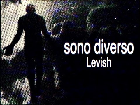 ⁺sono diverso⁺ (Lyric Video)