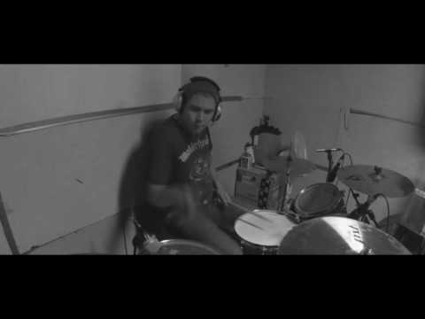 Roisto - Myrskyn yllä (2016)