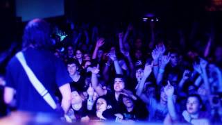 Pierce The Veil - &quot;Just The Way You Are&quot; Performance Video