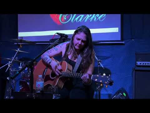 Let Go - Eve Clarke Live at Pour Decisions 4/16/2022