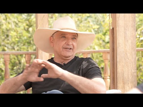 Pedro Salinas conversa en AIRE LIBRE con Salvador del Solar sobre su libro LA VERDAD NOS HIZO LIBRES