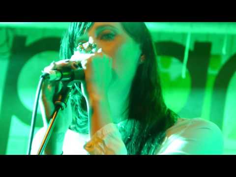 White Prism (Johanna And The Dusty Floor), Live at Pianos, NYC