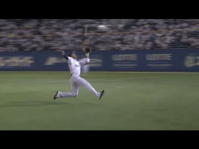 【7回表】 守備でも魅せた!! マリーンズ・高濱のスライディングキャッチ!! 2016/6/9 M-T