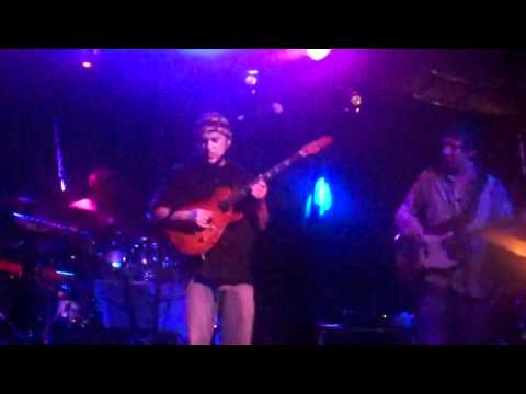 Little Boy(Nathan Scott bass solo).MP4