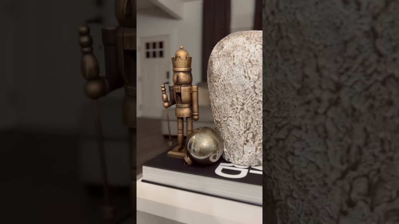 Easy DIY Nutcracker decor! #christmas #christmasdiy #christmasdecor