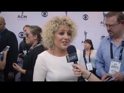 ACM Honors 2016 - Cam On The Red Carpet