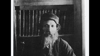 ברגע האחרון הוא ניצל... - מרן הרב מרדכי אליהו (הרב מרדכי אליהו זצ"ל) - התמונה מוצגת ישירות מתוך אתר האינטרנט יוטיוב. זכויות היוצרים בתמונה שייכות ליוצרה. קישור קרדיט למקור התוכן נמצא בתוך דף הסרטון