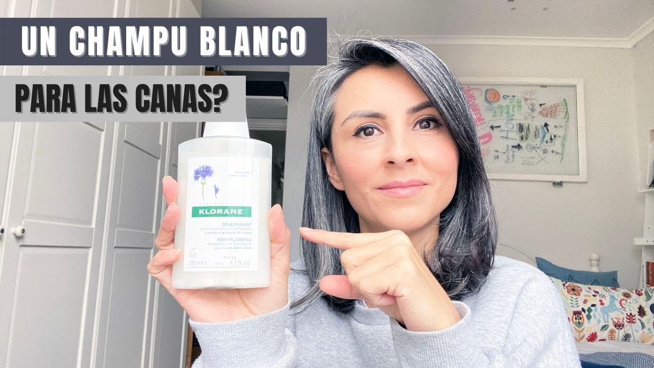 Probando champú blanco para matizar las canas