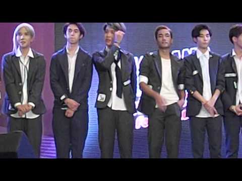 15.11.2015 Talk SEVEN SCENE cover SEVENTEEN @ TKFF 2015 at Central World