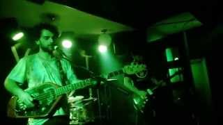 Soviet Soviet - "Gone fast" live @ IbuHots