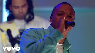 Lupe Fiasco - Kick, Push (Live)