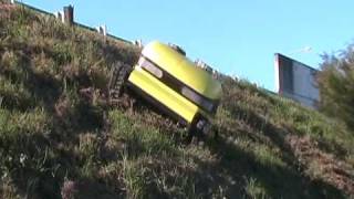 preview picture of video 'SM22 Radio Controlled Slope Mower'