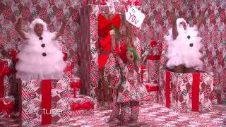 Sia - Round and Round (Christmas Classics) HD