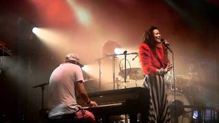 Jenni Vartiainen - Halvalla Live in Miljoonarock 2011