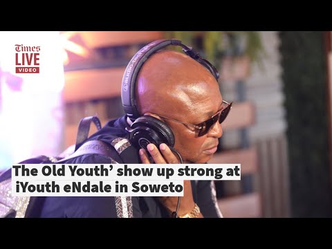 Big turnout for iYouth eNdale as ‘The Old Youth’ pack a popular Soweto spot
