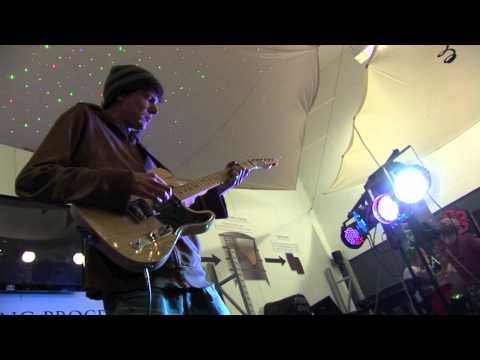 Glastonbrewery 2012 - Dan Bridgewood Hill