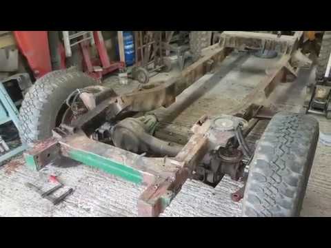 Episode 5   1971 Range Rover BOB - parental warning