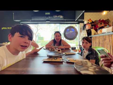 Vamos al RESTAURANTE + LOCO en DIRECTO y les regalamos...