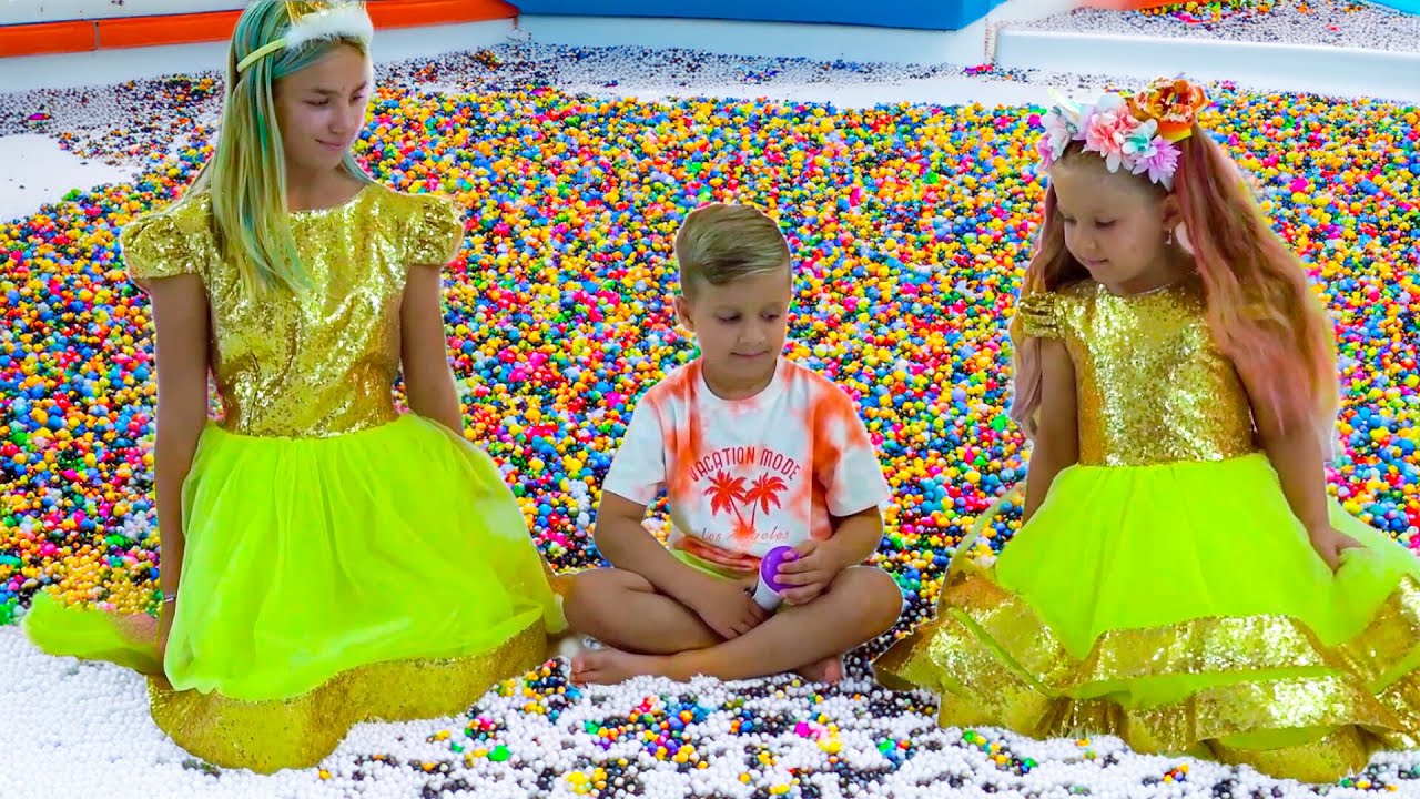 Back to School with Maggie, Diana and Roma! Kids Fun Day