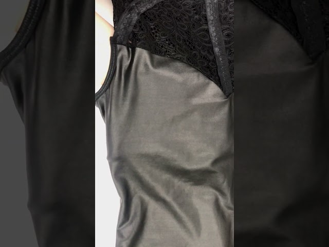 فستان جلد أسود