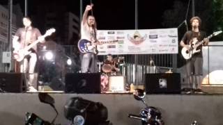 Banda Velharia em versão da música Obrigado Não da Rita Lee