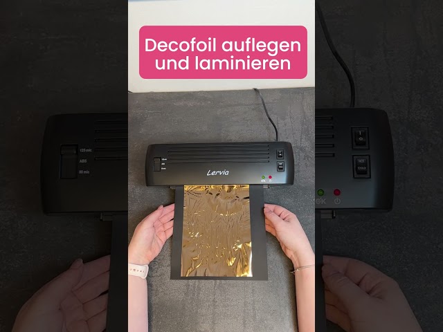 Vídeo relacionado con Transferfolien Goldfolie - Silber Glänzende Bastelrolle Mit Strukturprägung | Dekorative Alufolie Für Kunsthandwerk Kinder Erwachsene DIY Projekte Karten Basteln Geschenkverpackung Dekoration Papierde