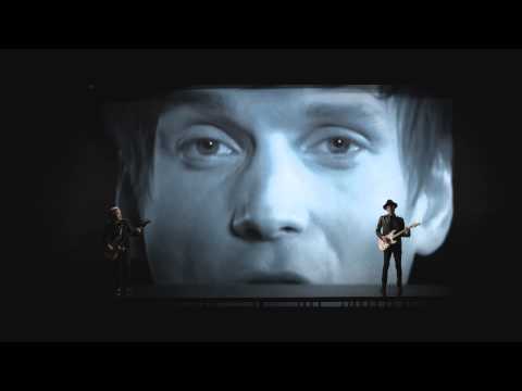 Järjestyshäiriö - Särkyneiden sydänten kulmilla (virallinen musiikkivideo)