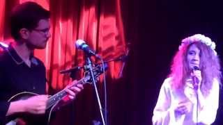 Janet Devlin - Whisky Lullabies (Santrai Meisciuil) live in Wilmington, Delaware (2/7/15)