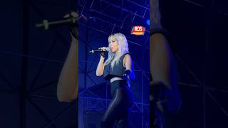 Baby K canta “Roma-Bangkok” live all’RDS Summer Festival di Senigallia | RDS Shorts