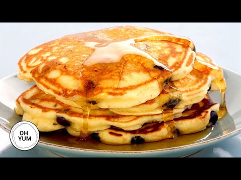 Professional Baker Teaches You How To Make BLUEBERRY PANCAKES!