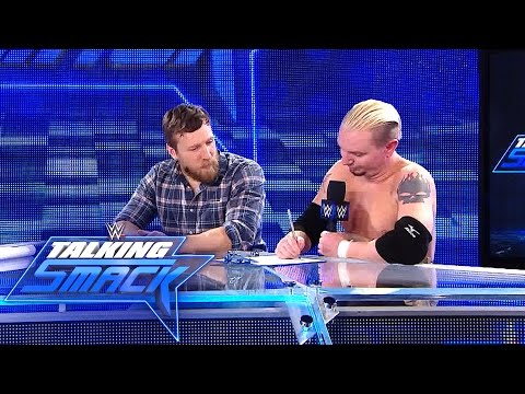 WATCH: James Ellsworth Signs His Smackdown Contract