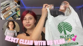 ORGANIZING MY VANITY & CLEANING OUR ROOM 🧼 + HAUL ♡