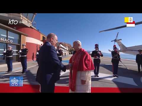 #PapeàMonaco Arrivée de Léon XIV à l’héliport de Monaco et accueil officiel