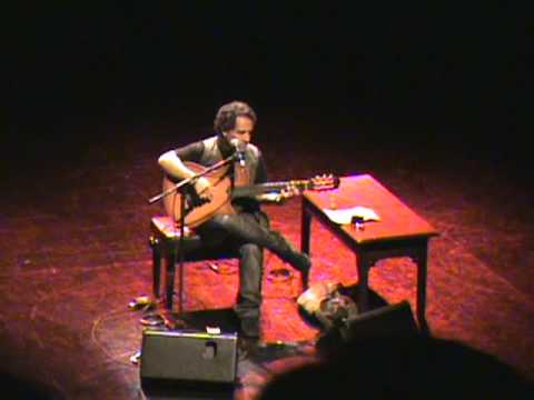 13 Alejandro Filio - Tras tu recuerdo