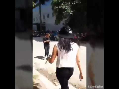 Gái xinh kiss cam và cái kết bất ngờ