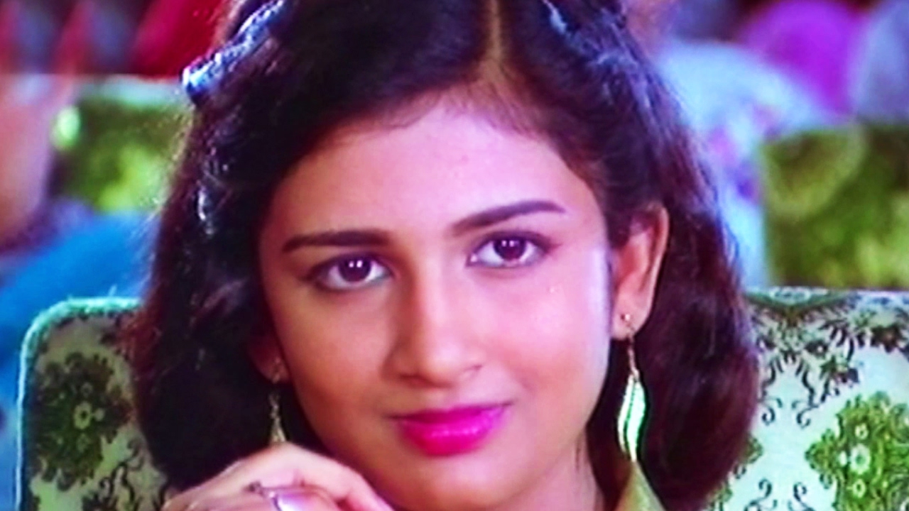 Then Mazhaiyile Song Lyrics | Pudhiavan