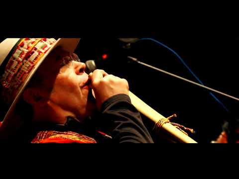 El Último Tinku En Paris video