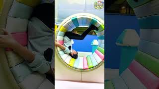 360度自動回転する遊具で気分はハムスター!? #shorts